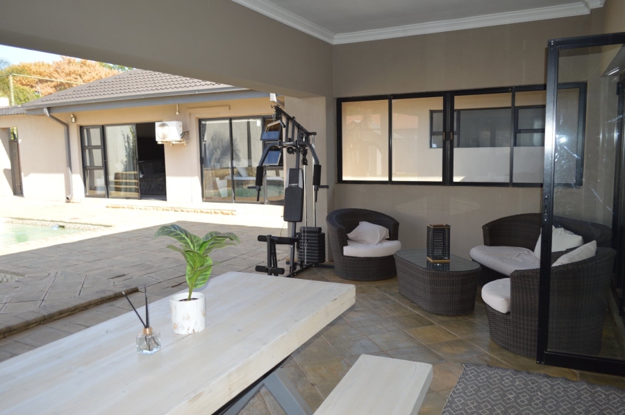 4 Bedroom Property for Sale in Wilkoppies North West